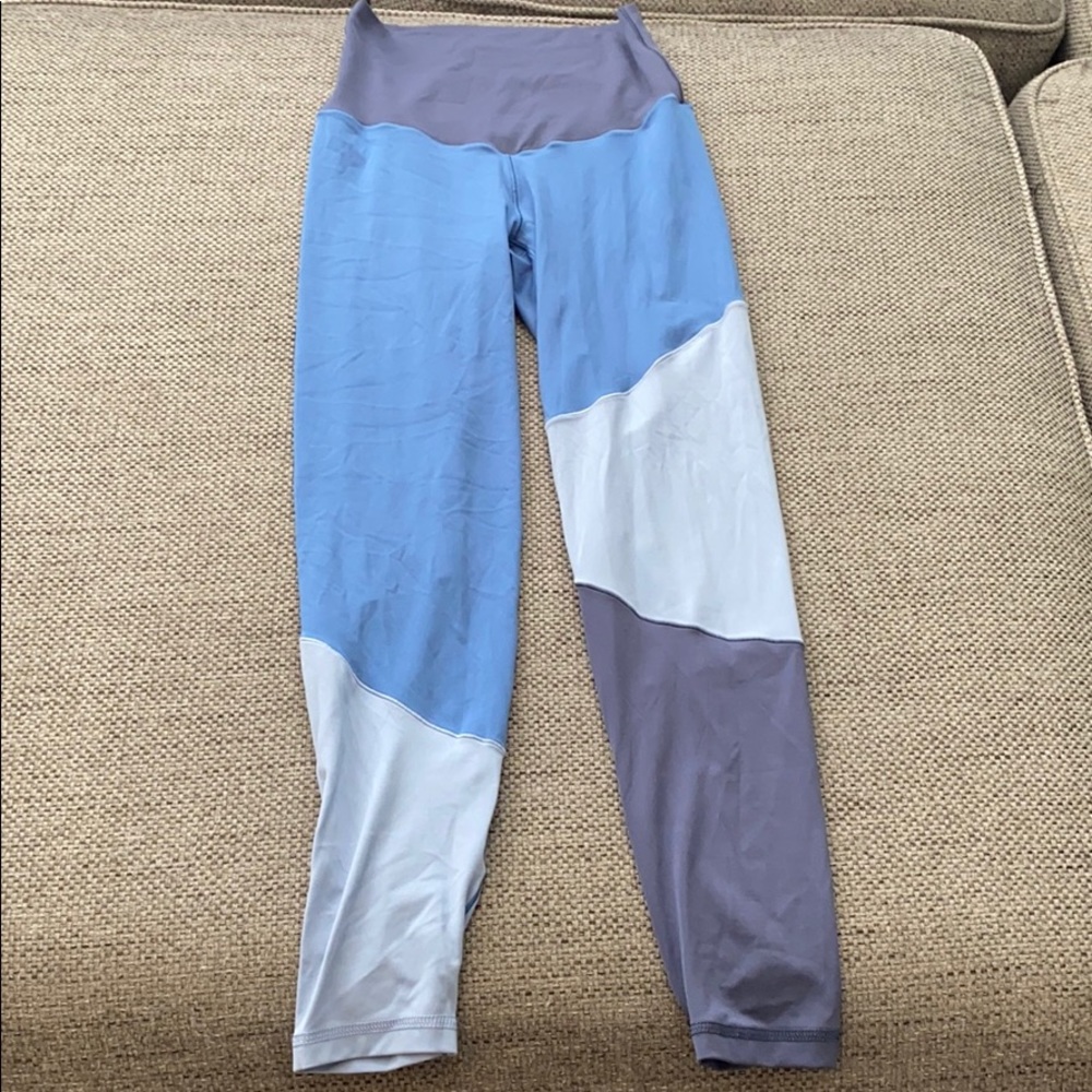 aerie chill play move tri colored leggings